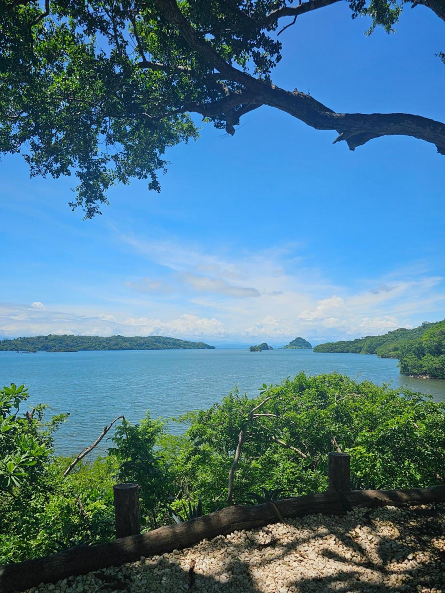 Beach Resort Playa Leona Gigantes Bagian luar foto